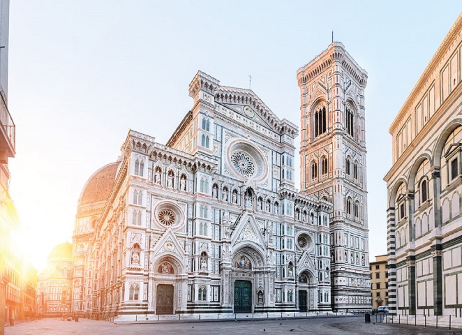 Un tour guidato in bicicletta di 2 ore per scoprire i luoghi più iconici del centro di Firenze