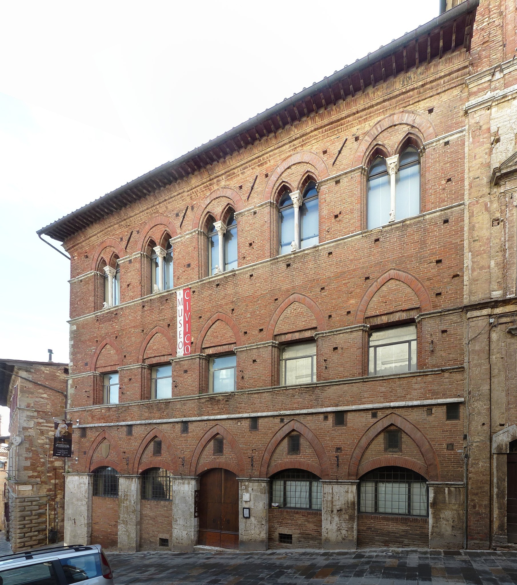 Montepulciano, Musée civique et Galerie d'art Crociani