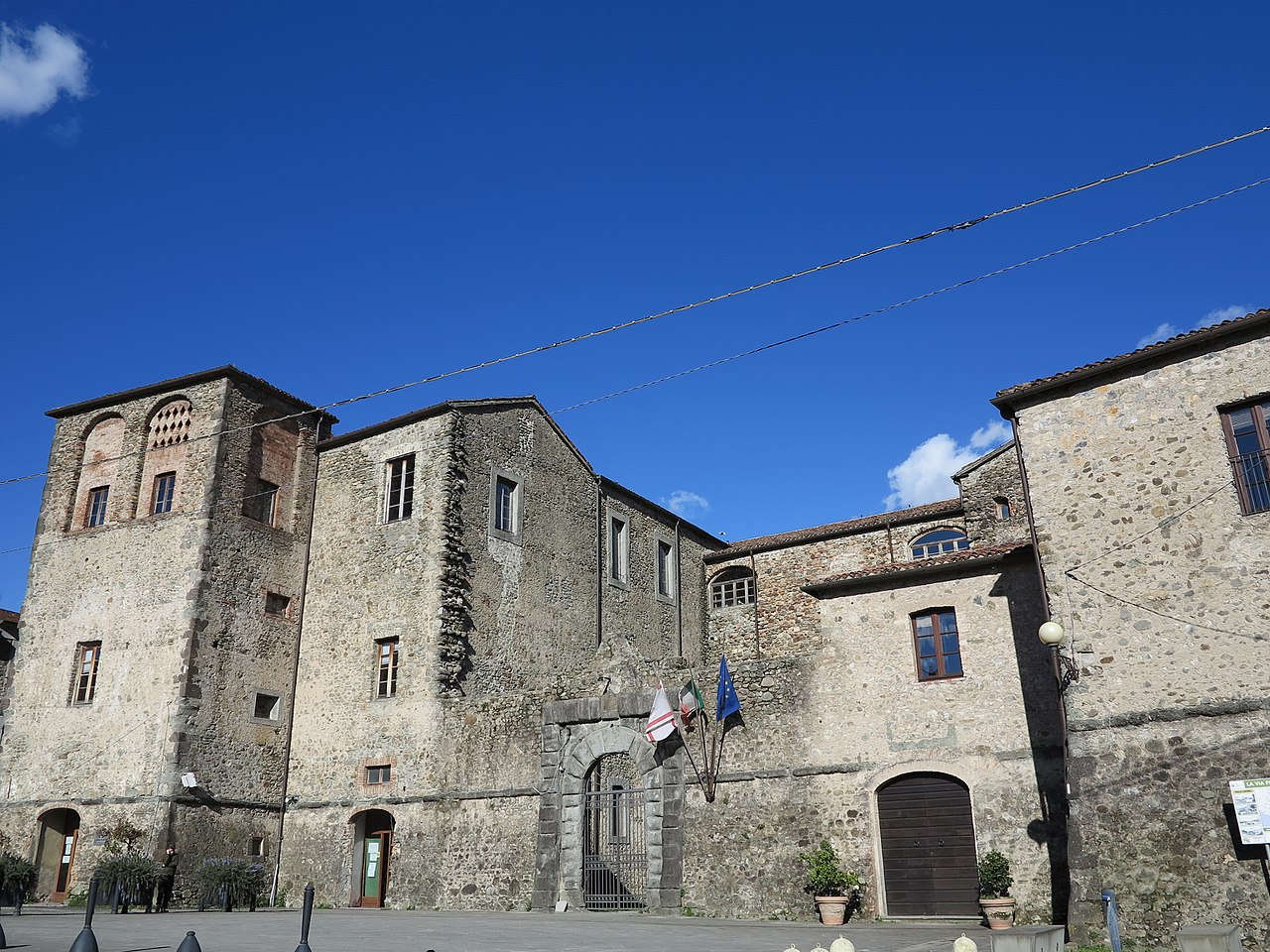 Malaspina Castle in Terrarossa