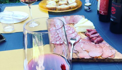 Trekking nel Chianti Classico tra vigneti e oliveti con degustazione di vini