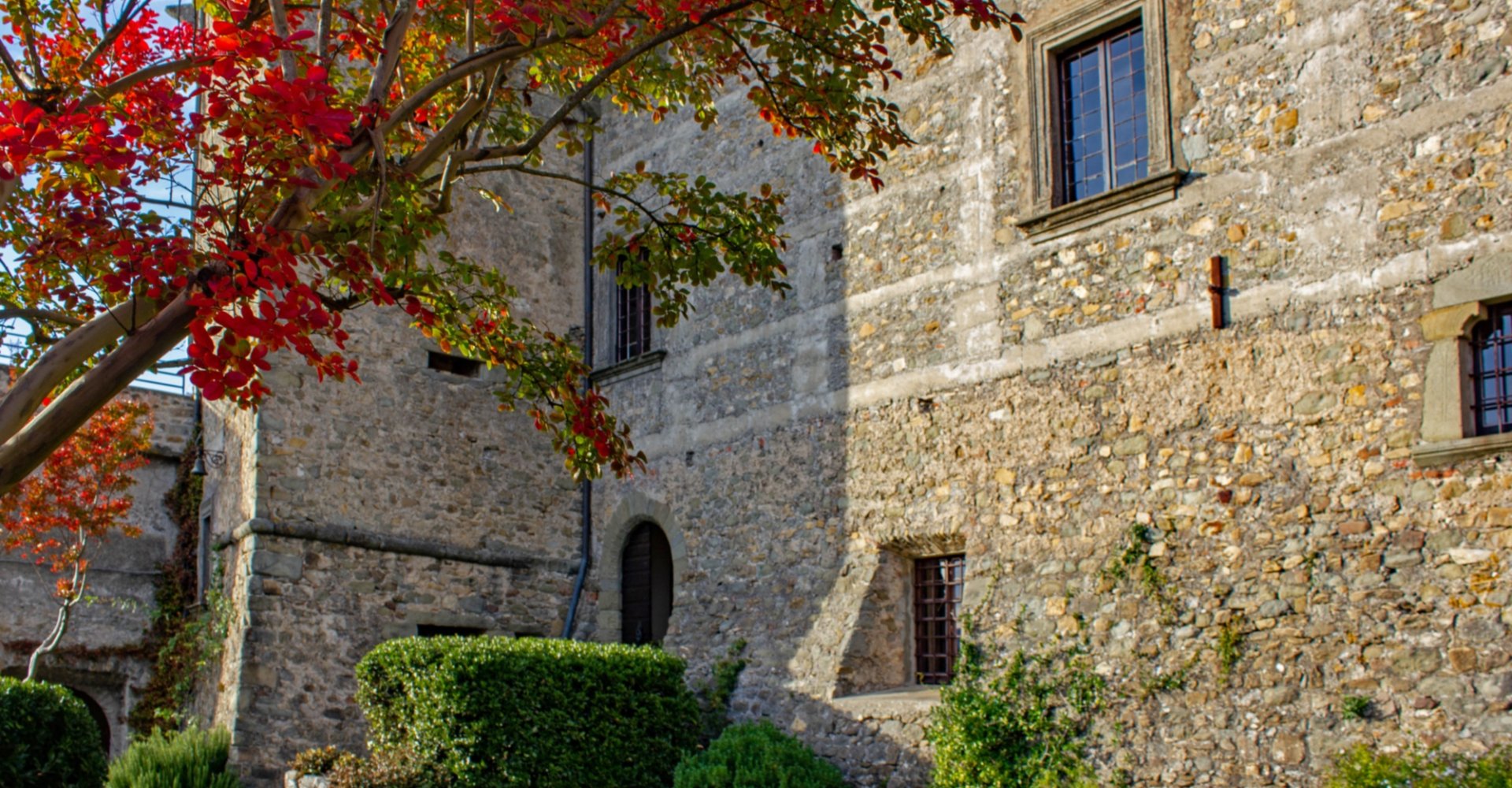 Garten der Burg Malaspina von Monti
