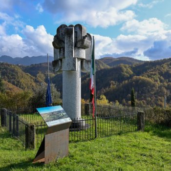 Monument to the victims of the 1944 Massacre in San Terenzo Monti
