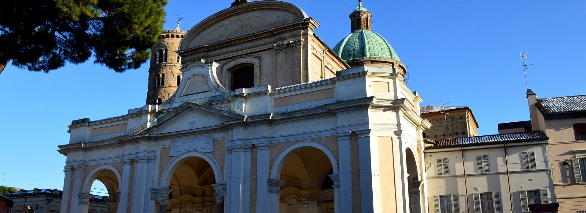 Conoscere Dante con visita a Ravenna partendo da Firenze