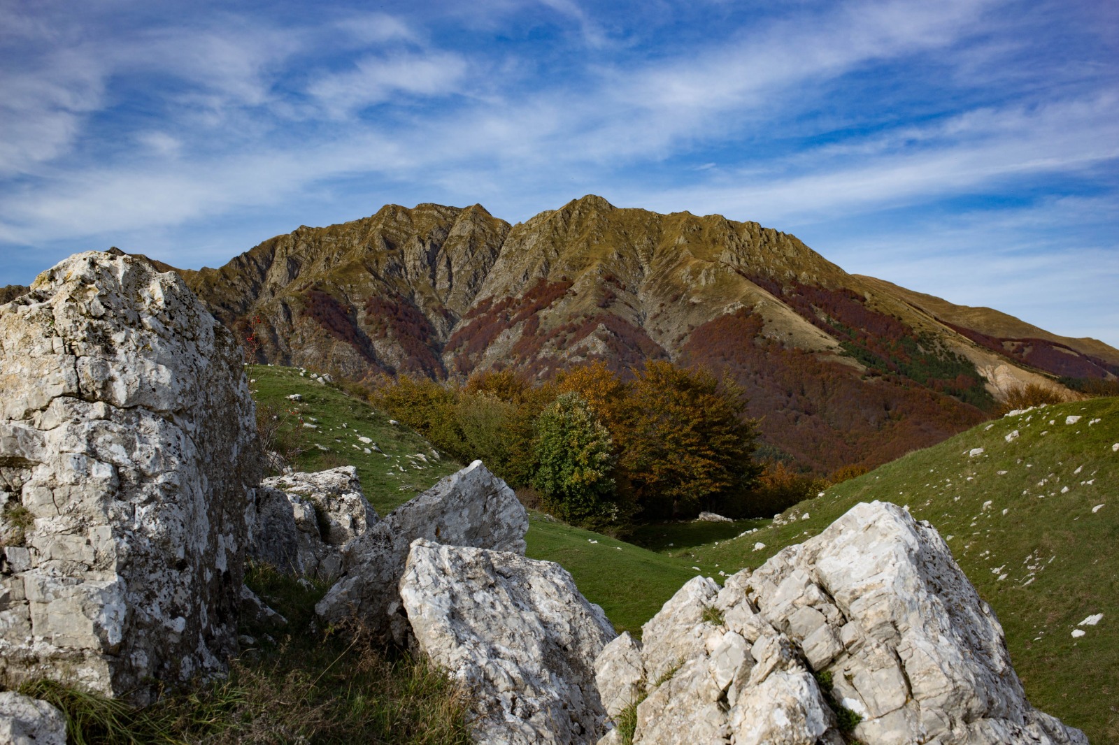 Apennine ridge of Mount Acuto
