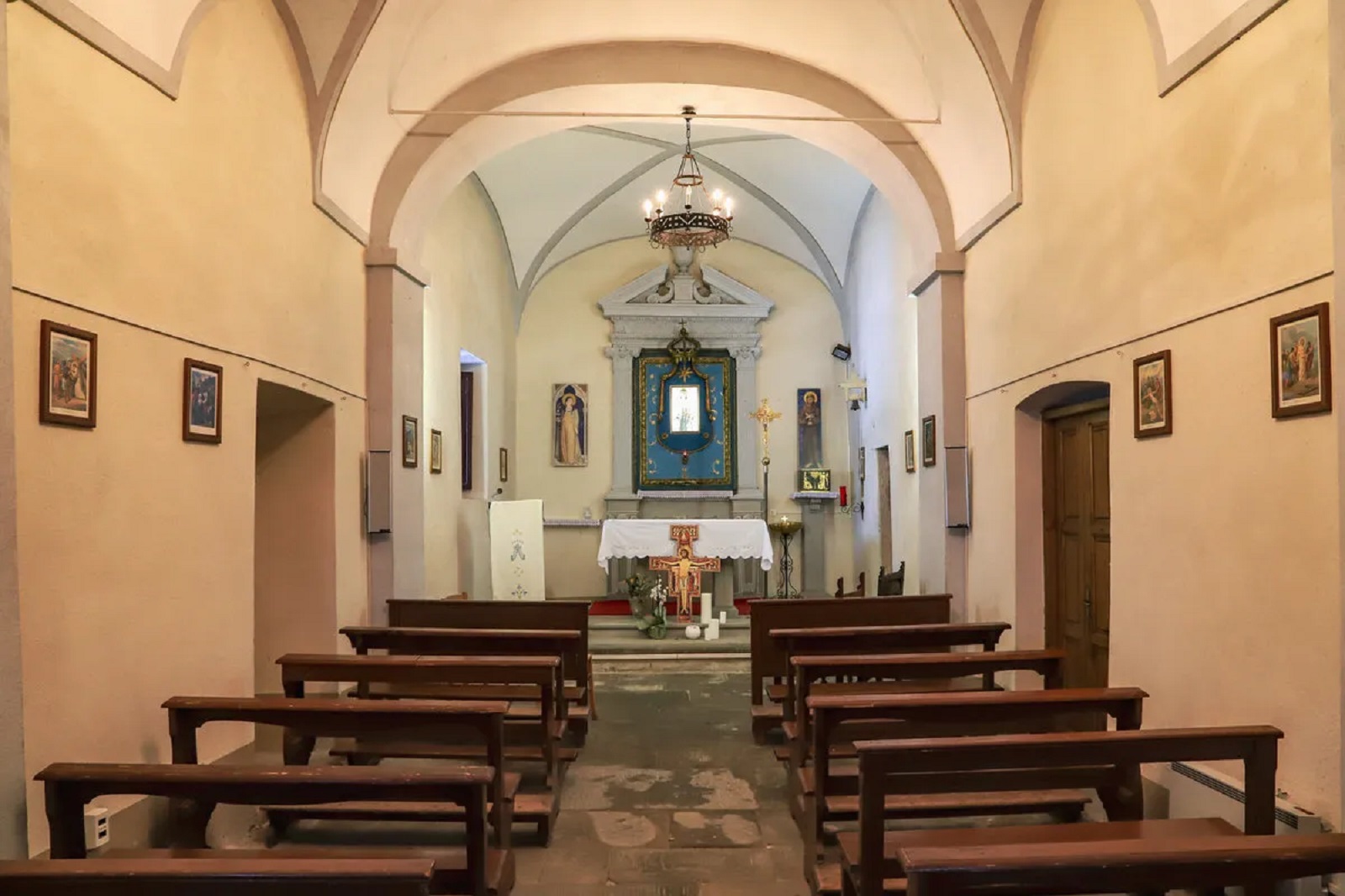 Interior del Santuario