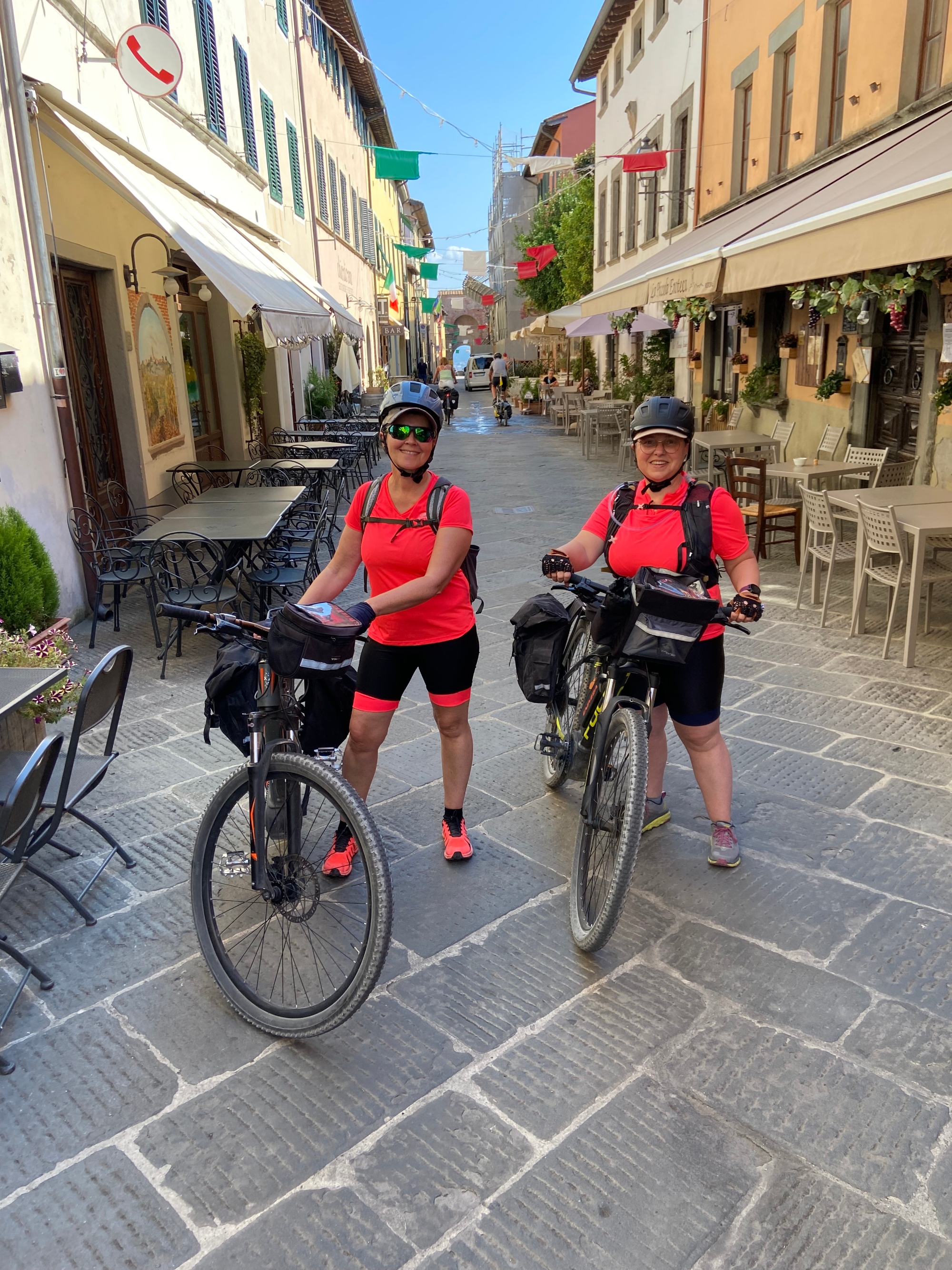Eight-day self guided cycle tour from Lucca to Siena