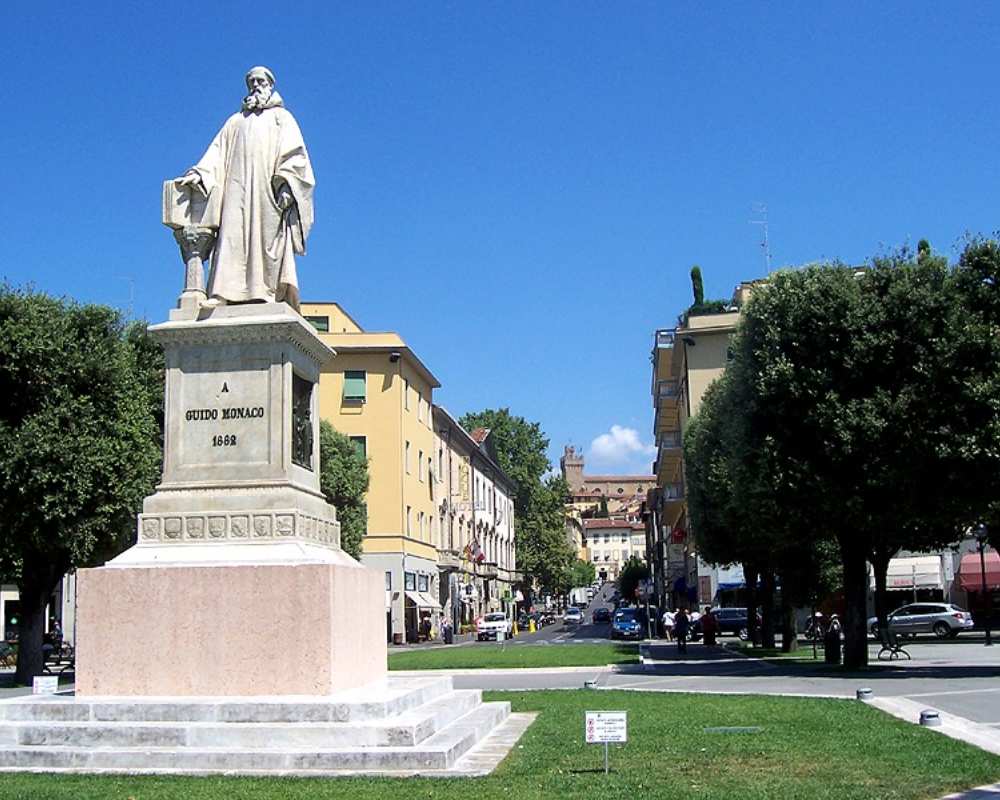 Plaza Guido Monaco en Arezzo