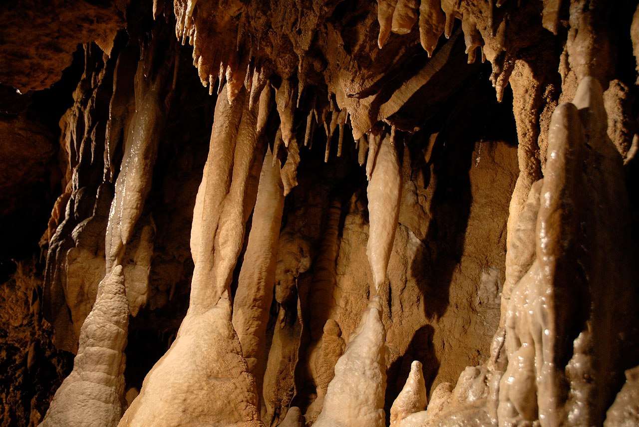Equi caves in Lunigiana