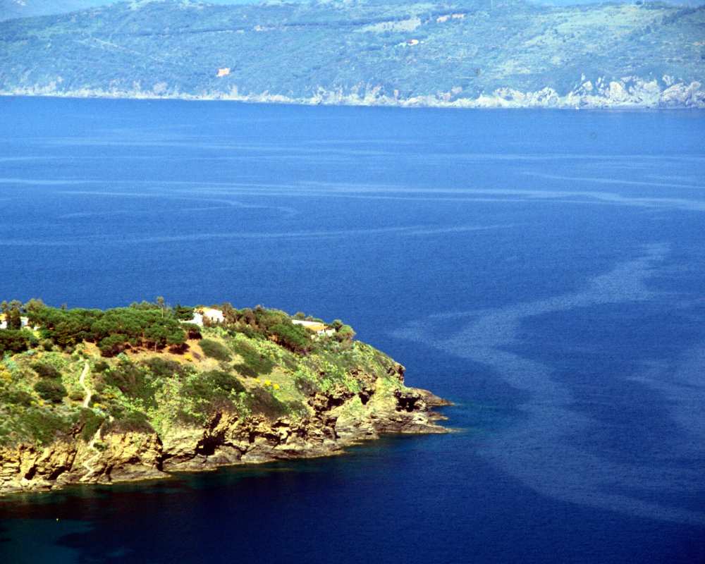 Capo Stella, il mare dell'Arcipelago Toscano