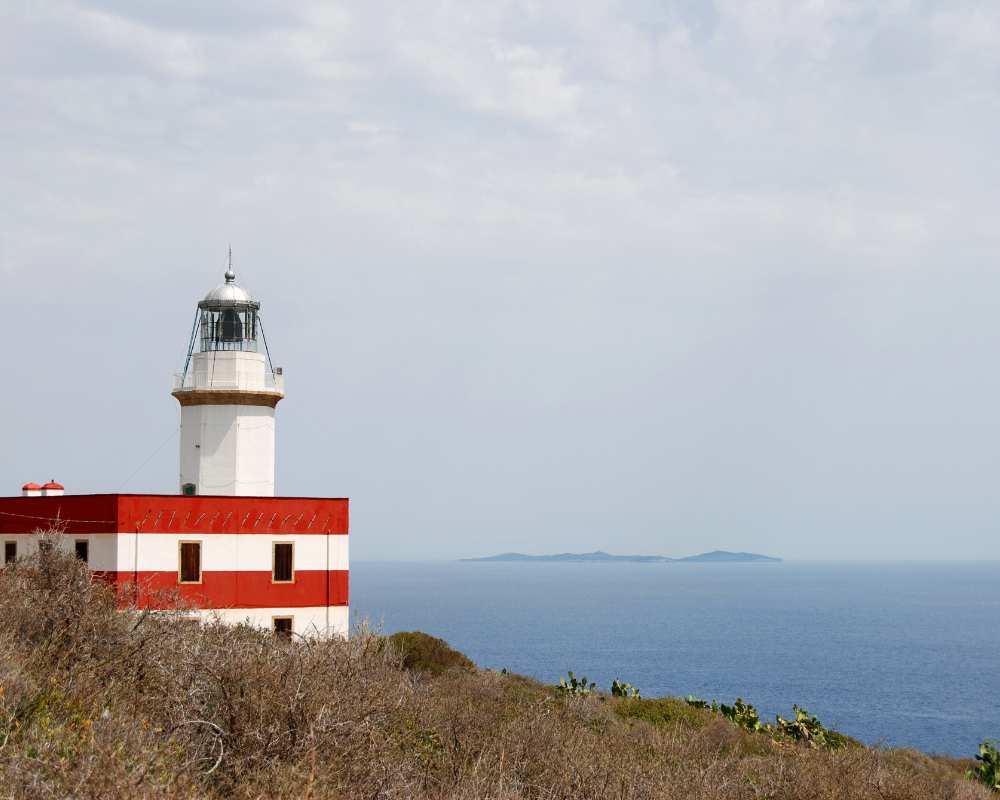 Faro de Capel Rosso, Isla del Giglio