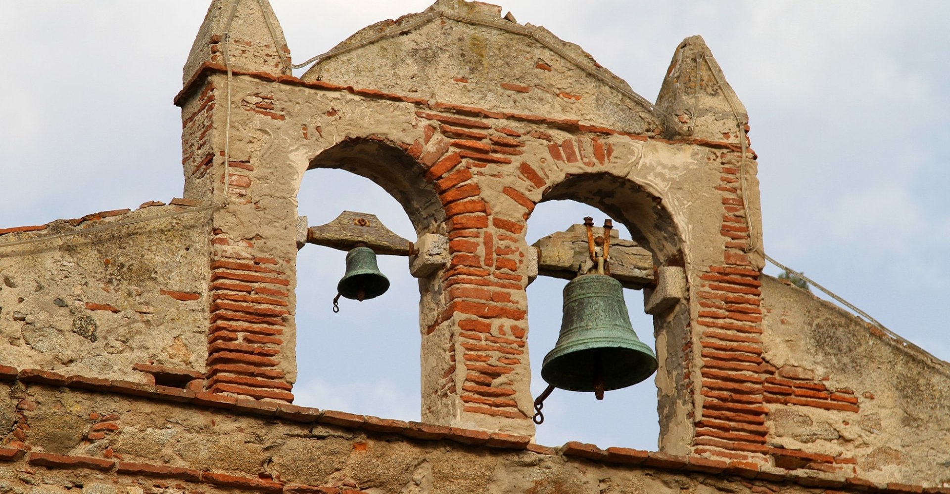Campane della chiesa dei Santi Pietro e Paolo a San Piero