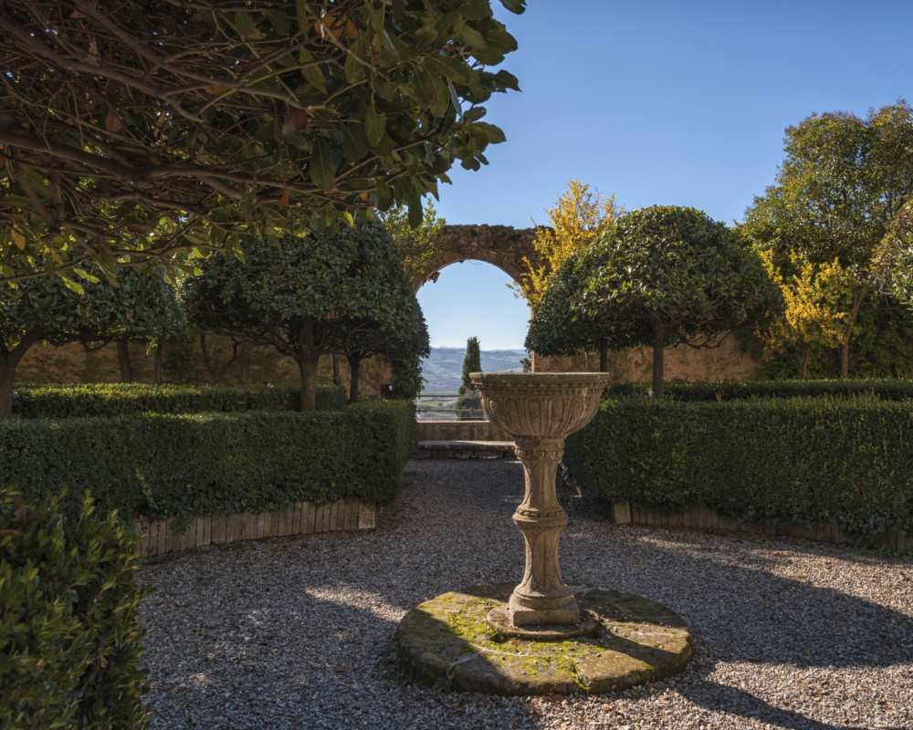 The Italian Renaissance Garden at Palazzo Piccolomini, Pienza