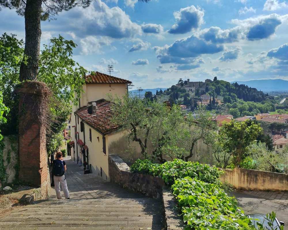 Caminata del Monte Morello a Calenzano Alto, a lo largo del anillo renacentista