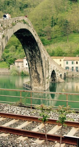 Puente Maddalena - Borgo a Mozzano
