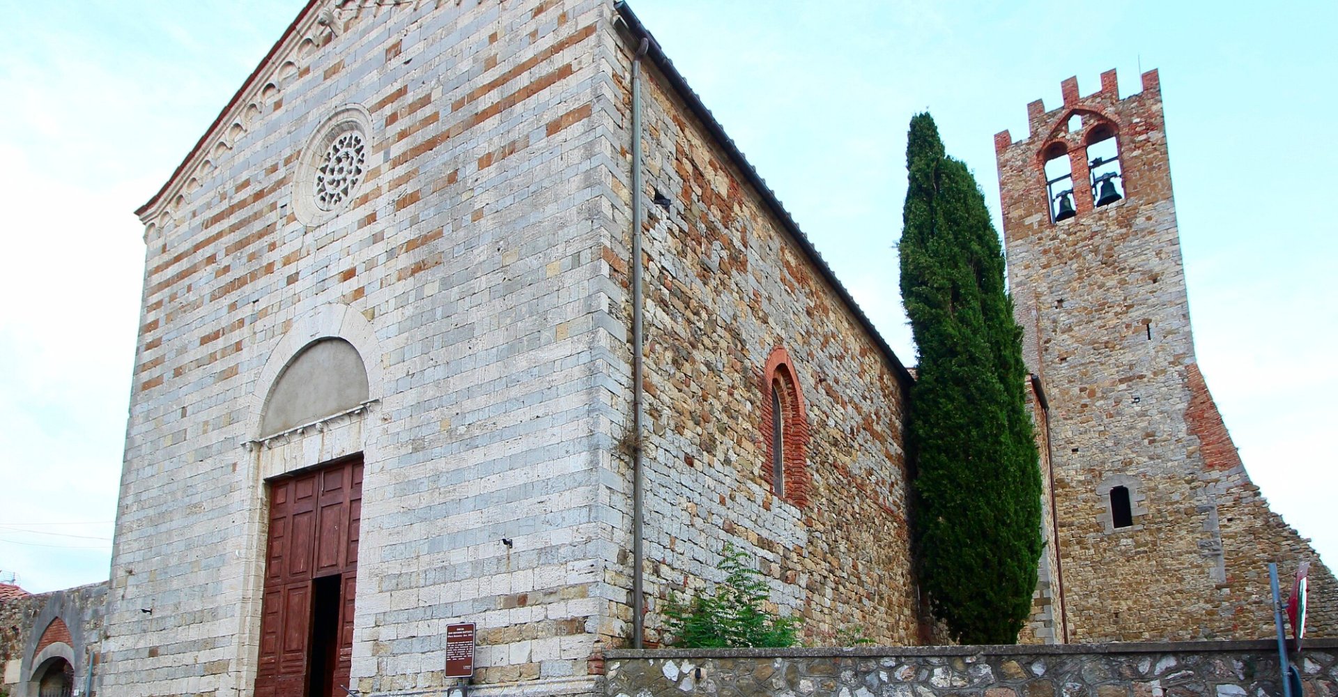 Die Kirche San Michele und Cerbone in Campagnatico