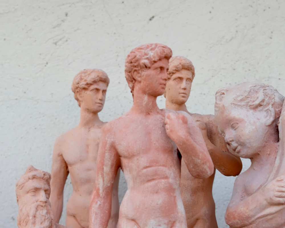 Figures made with Impruneta terracotta