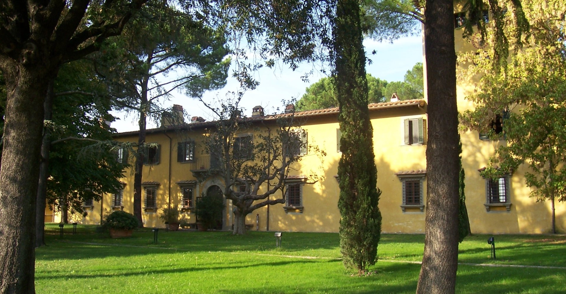 Villa Montalvo, Campi Bisenzio