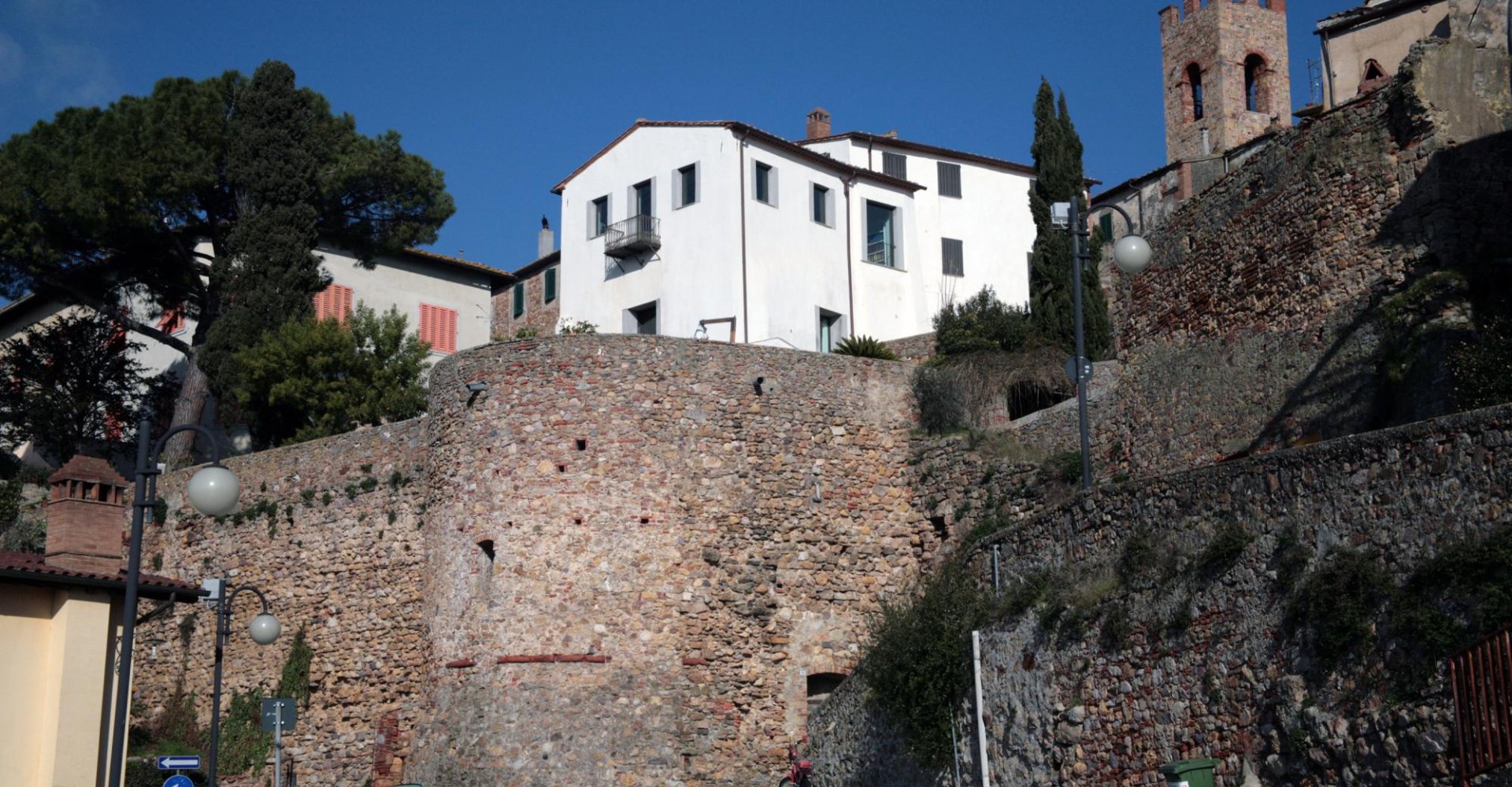 Les murs de Montepescali