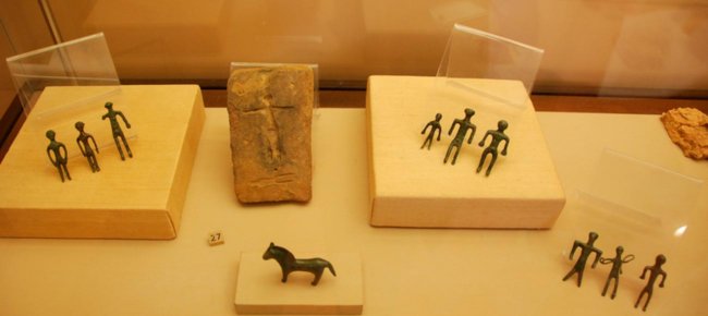 Archäologische Funde im Museum Giuliano Ghelli