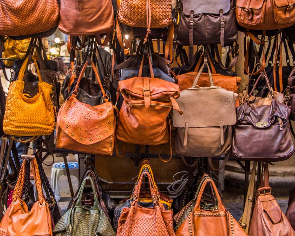 Leather bags Made in Tuscany