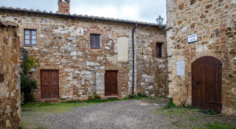 Vignoni Alto houses